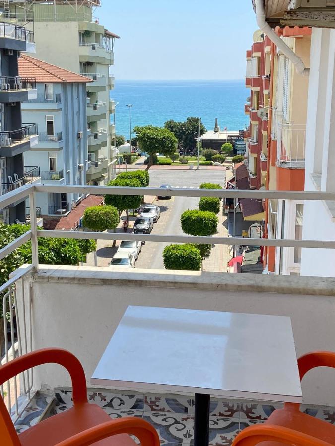 Maldives Apart Otel 알란야 외부 사진