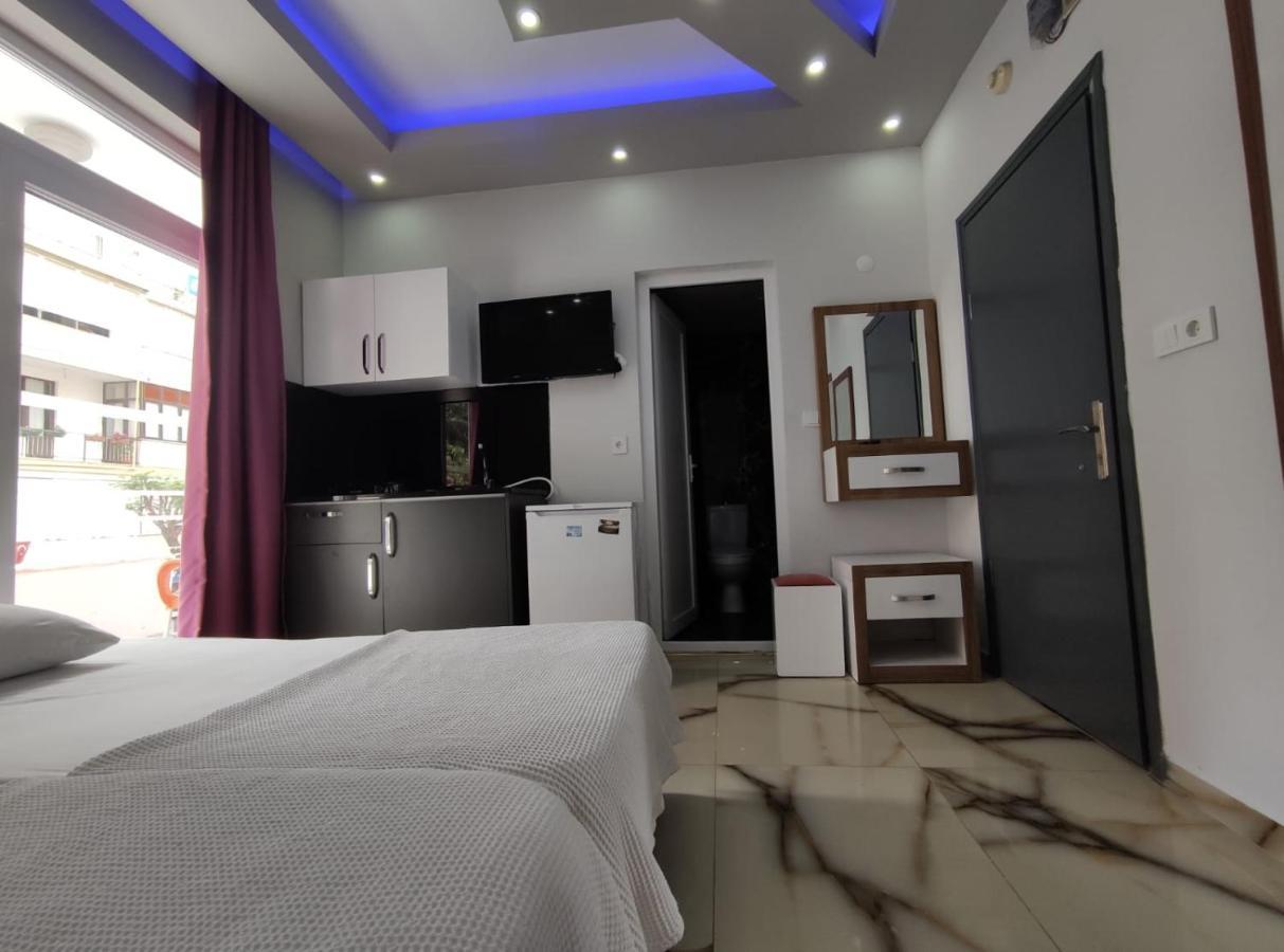 Maldives Apart Otel 알란야 외부 사진