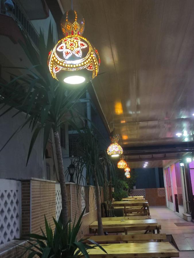 Maldives Apart Otel 알란야 외부 사진