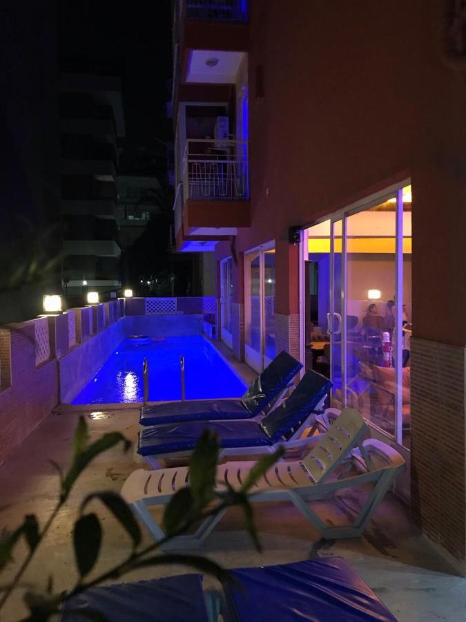 Maldives Apart Otel 알란야 외부 사진