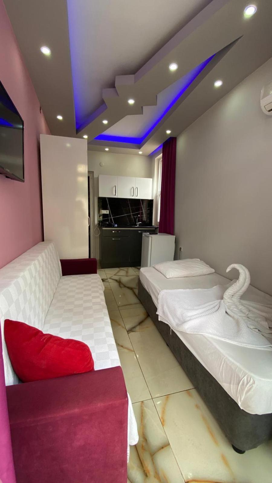 Maldives Apart Otel 알란야 외부 사진