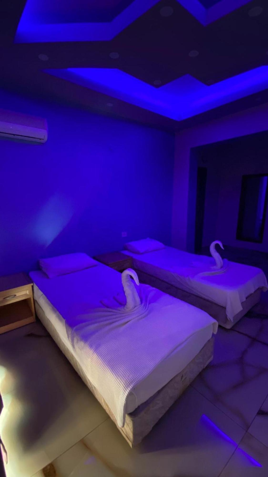 Maldives Apart Otel 알란야 외부 사진