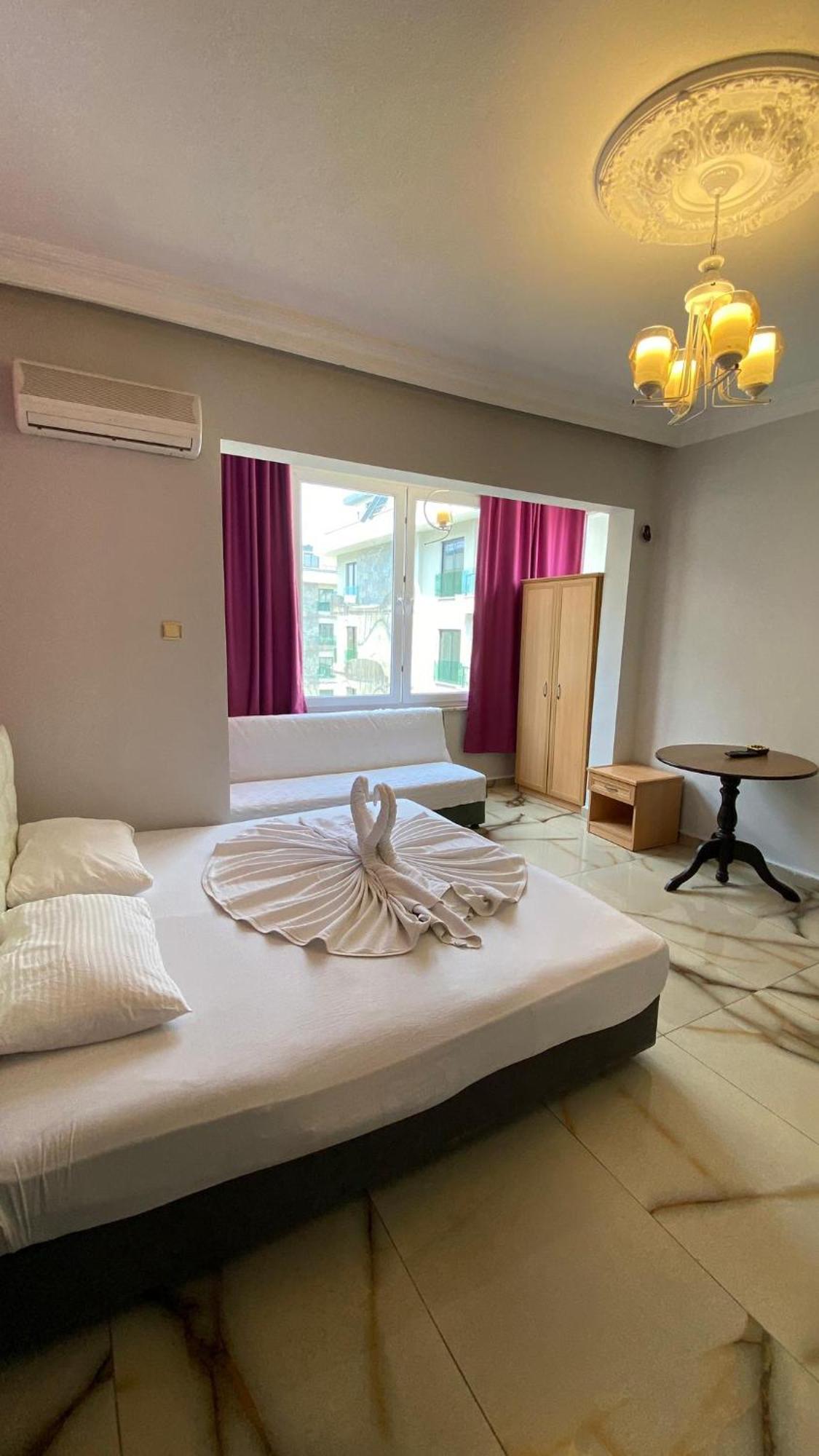 Maldives Apart Otel 알란야 외부 사진