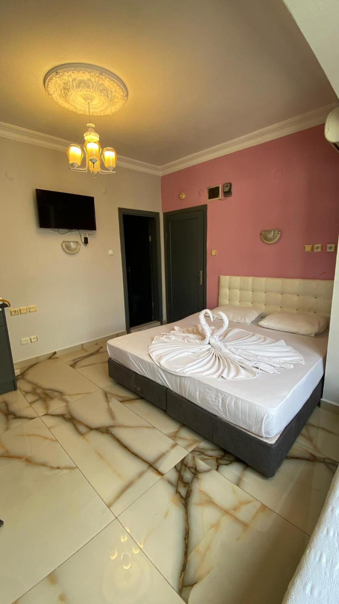 Maldives Apart Otel 알란야 외부 사진